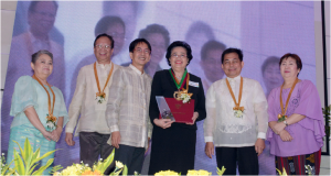 From left: HRDO director Angela D. Escoto, Vice President for Administration Maragtas S.V. Amante, Chancellor Michael L. Tan, retiree and former UP President and UPD Chancellor Emerlinda R. Roman, Vice Chancellor for Academic Affairs Benito M. Pacheco and Vice Chancellor for Administration Virginia C. Yap. 